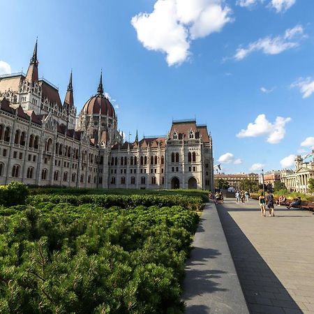 Riverside Luxury Budapest Exteriör bild